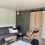 ゲストハウス Charming In A Quiet Area, Heated Pool Year Charente-maritime 4*