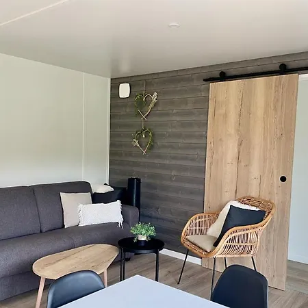 Maison d'hôtes Charming In A Quiet Area, Heated Pool Year Charente-maritime 4*