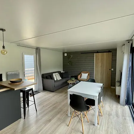 Charming In A Quiet Area, Heated Pool Year Charente-maritime